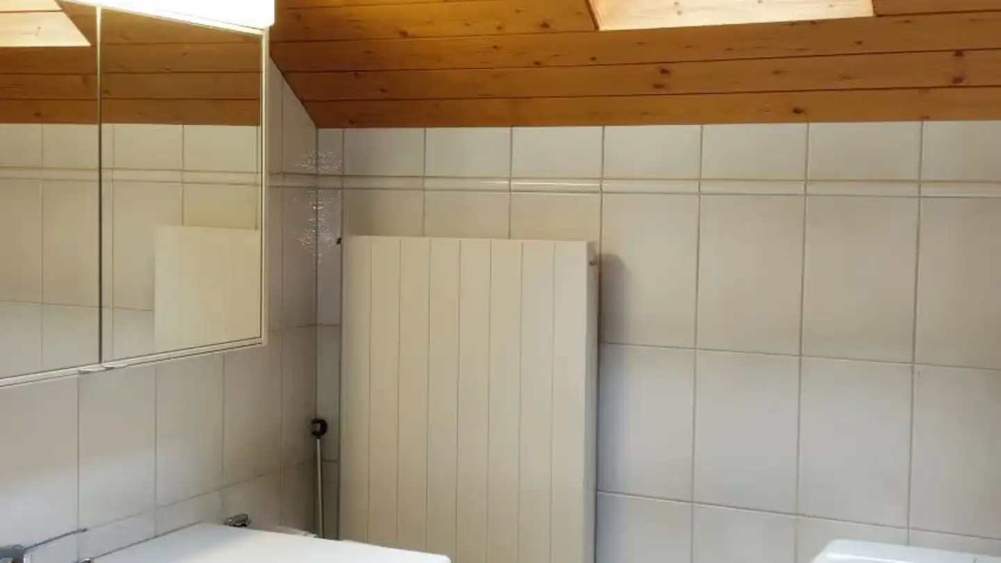 Attic flat for rent - Usserdorfstrasse 10, 8104 Weiningen ZH - Photo 4