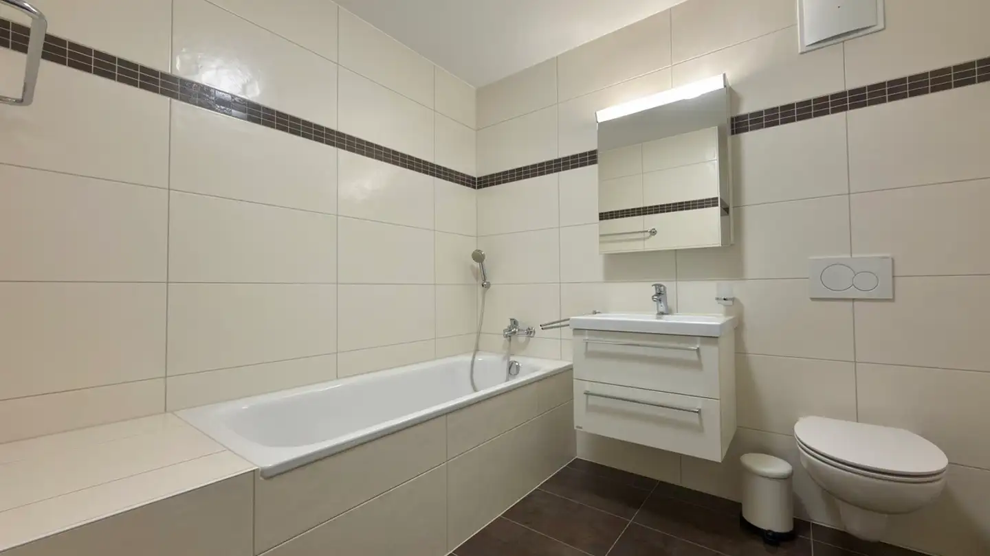 Wohnung mieten - Chemin De La Rochetta, 1635 La Tour-de-Trême - Foto 2