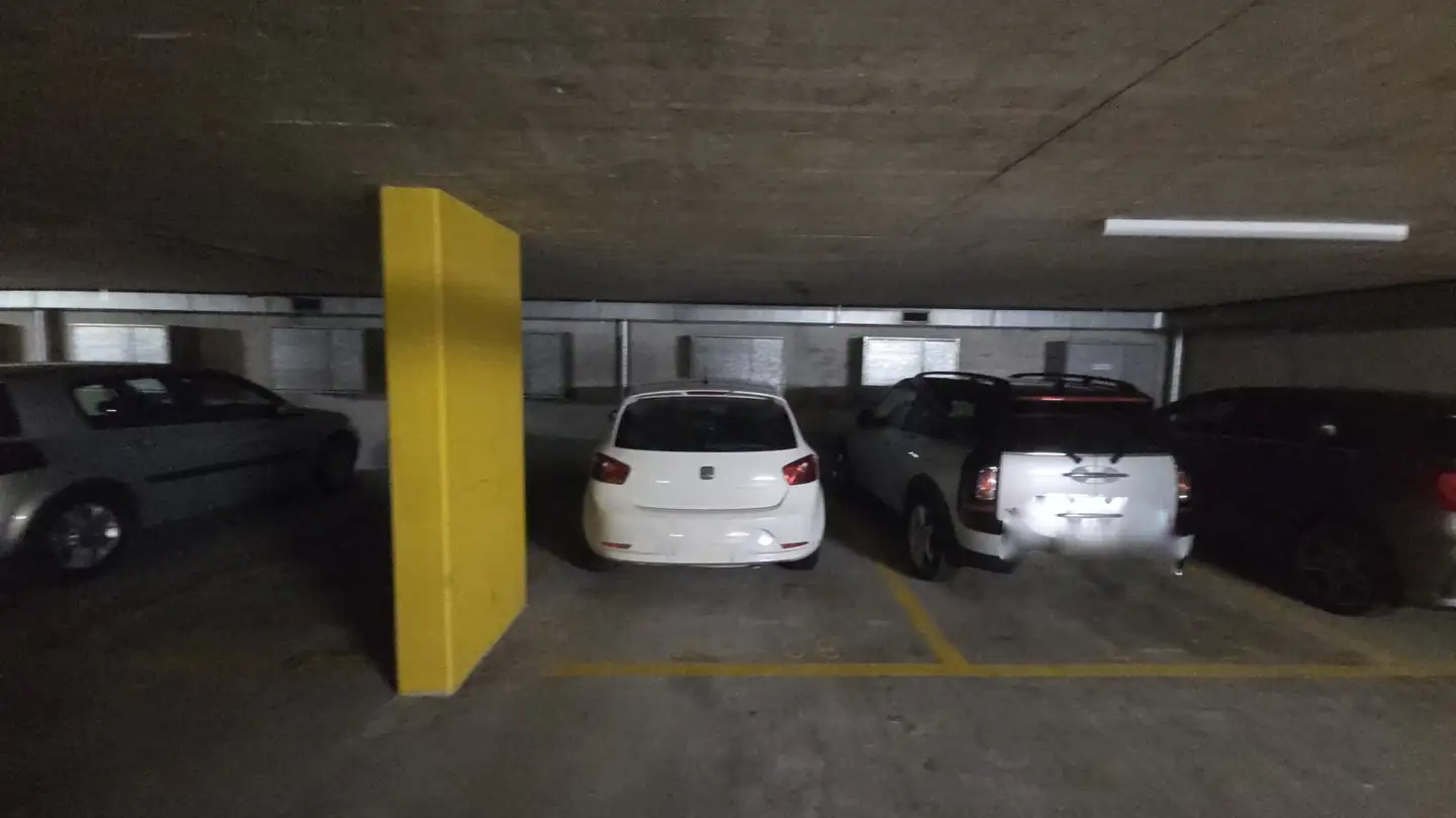 Outdoor parking space for rent - Ausstellungsstrasse 38, 8005 Zürich