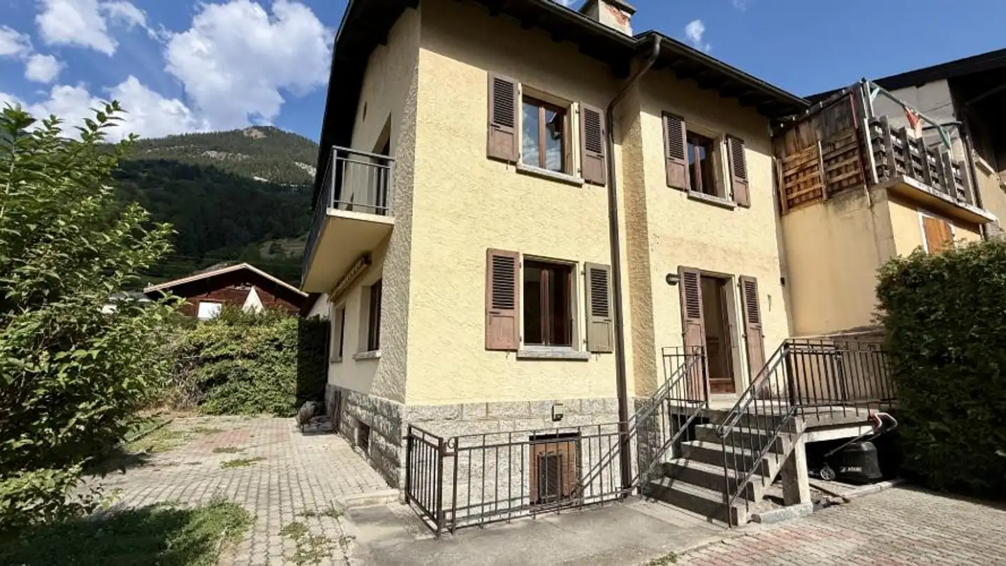 Maison en terrasse à vendre - Rue Du Châtelard 5, 1937 Orsières - Photo 2