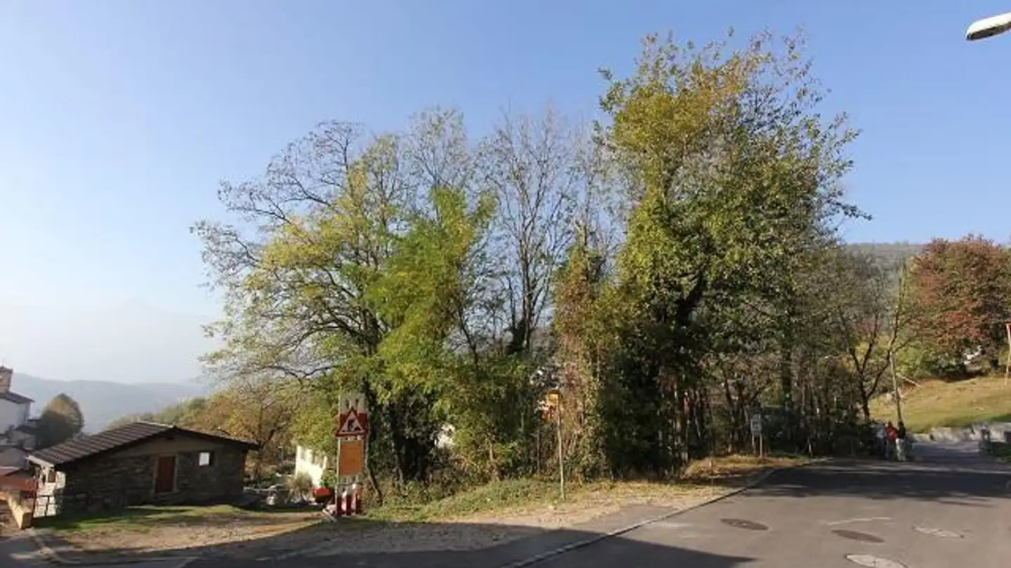 Terrain constructible à vendre - 6966 Villa Luganese