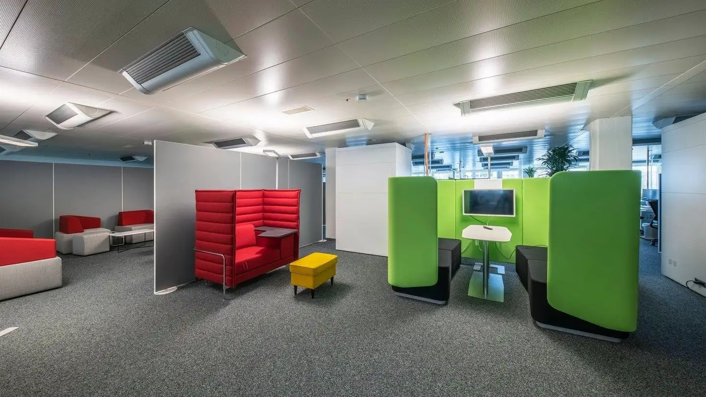 Commerciale in affitto - Thurgauerstrasse 60, 8050 Zürich - Foto 3