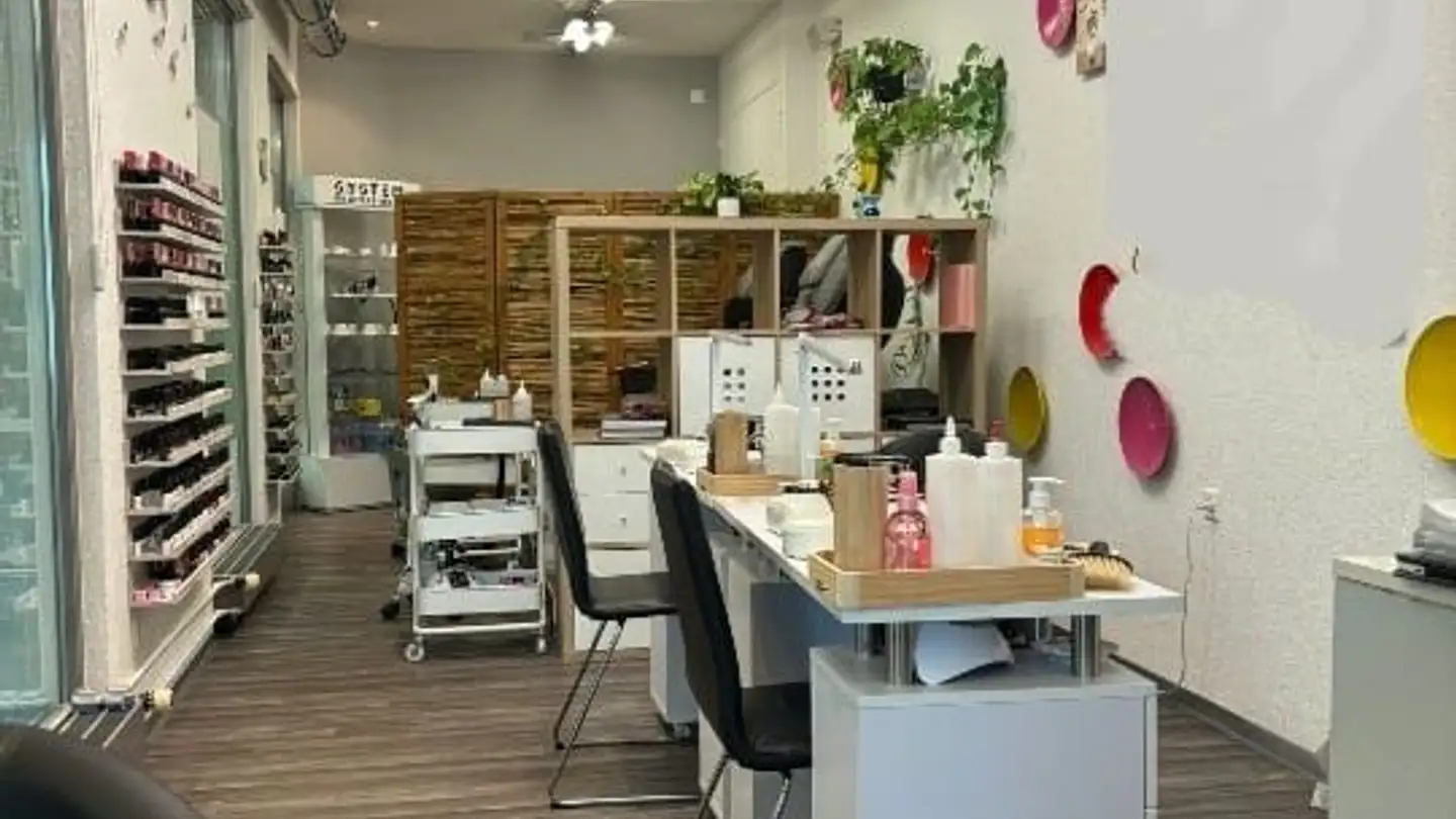 Geschäft mieten - Allmend 1, 4460 Gelterkinden - Foto 3