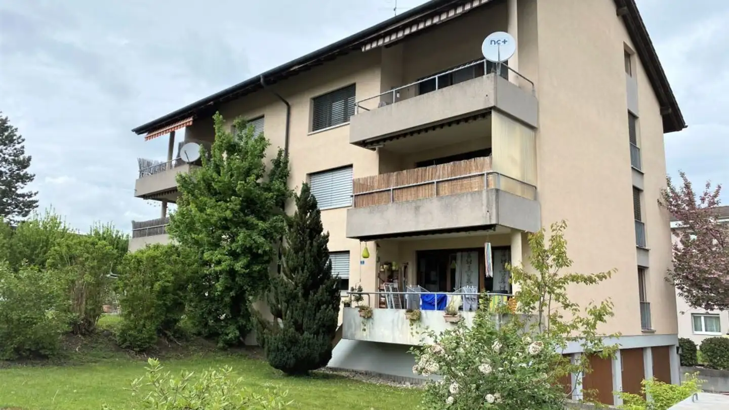 Place de parking extérieure à louer - Poststrasse 1, 9215 Schönenberg an der Thur - Photo 4