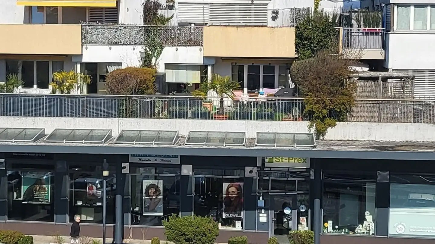 Single house for rent - Rue De La Gare 2, 1162 St-Prex - Photo 2