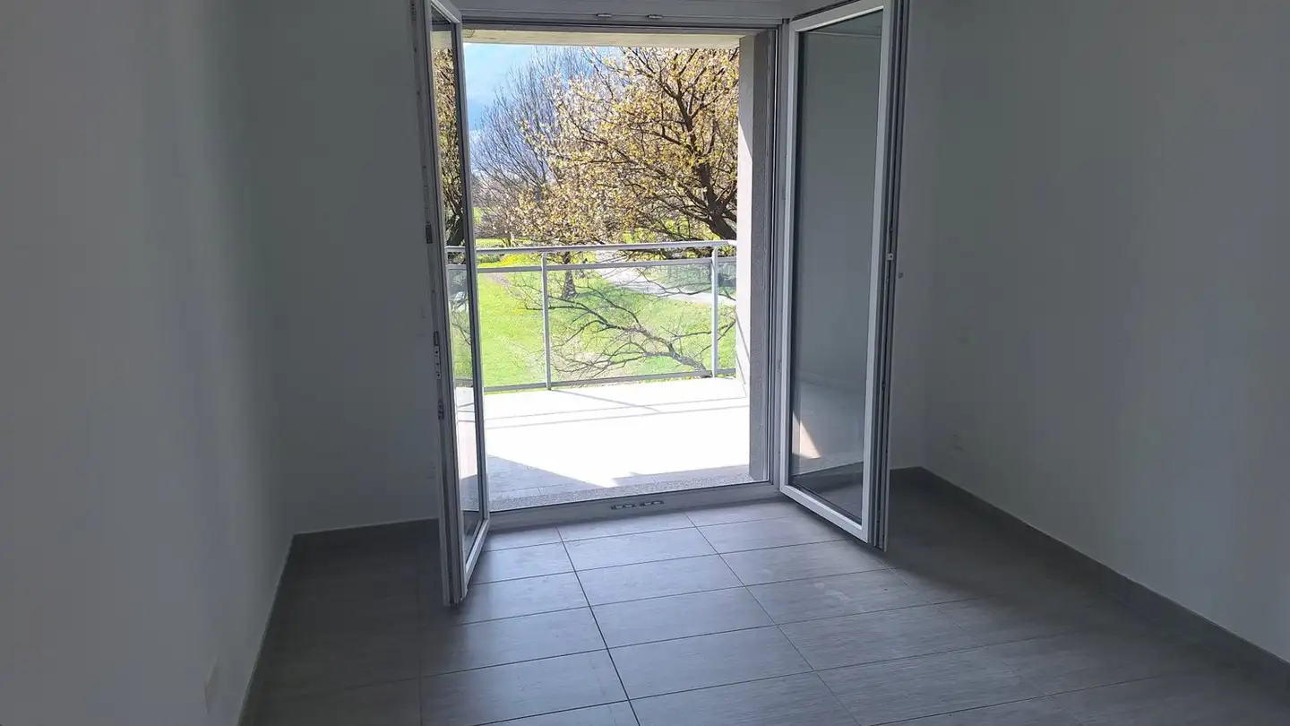 Appartamento in affitto - Via Del Battistone 13, 6533 Lumino - Foto 2