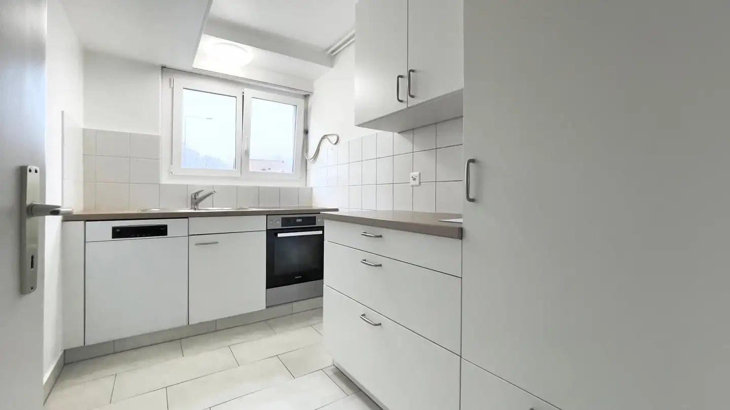 Apartment for rent - 2740 Moutier - Photo 4