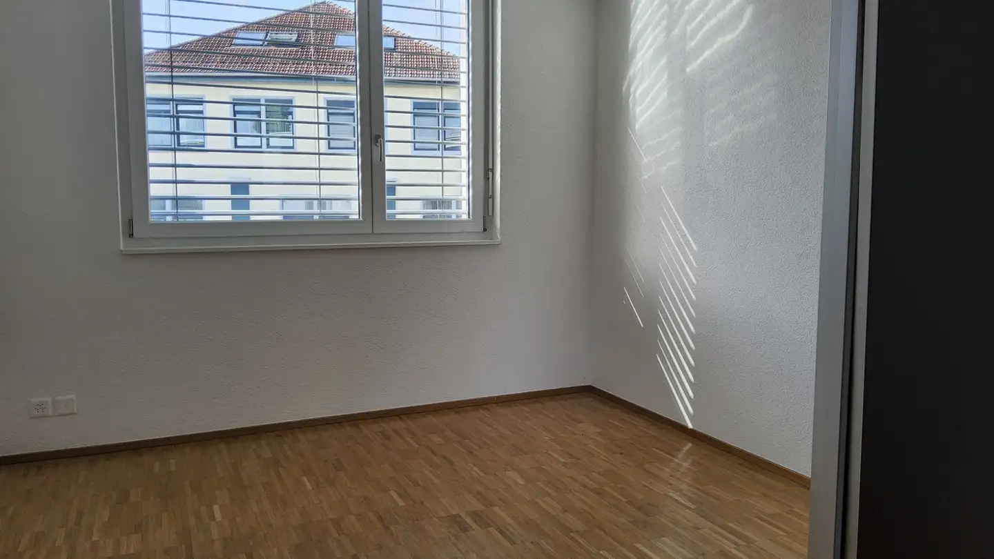 Stanza singola in affitto - In Der Sagi 7, 8172 Niederglatt ZH - Photo 4