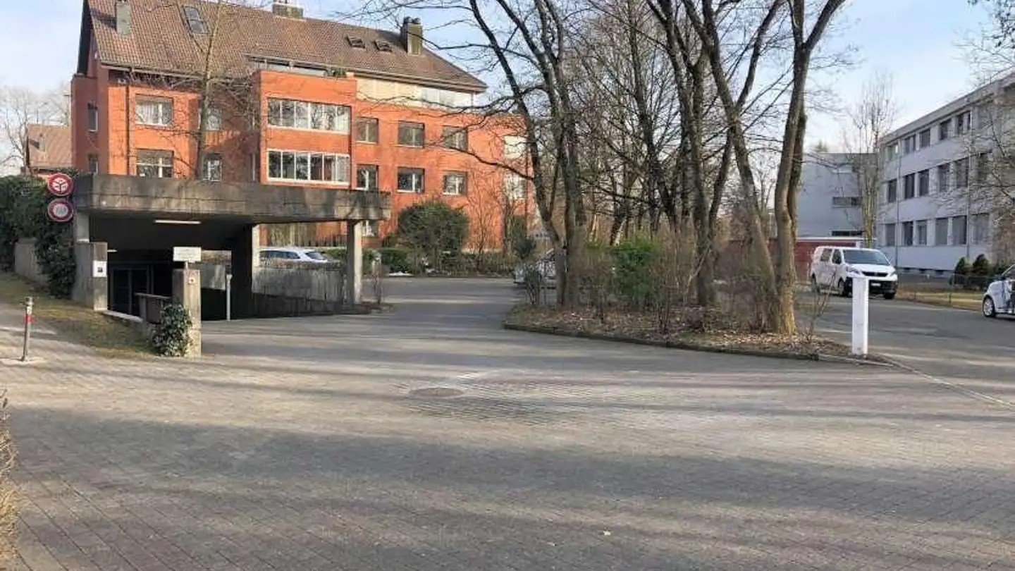 Underground parking space for rent - Heilbronnerstrasse, 4500 Solothurn