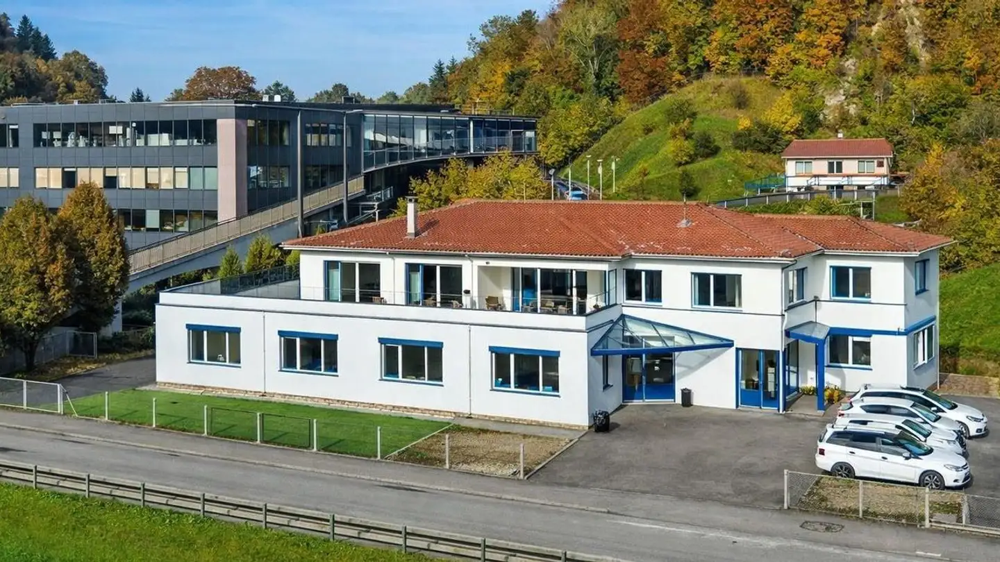 Mischgenutztes Gebäude kaufen - Steinbruchhof, 6012 Obernau