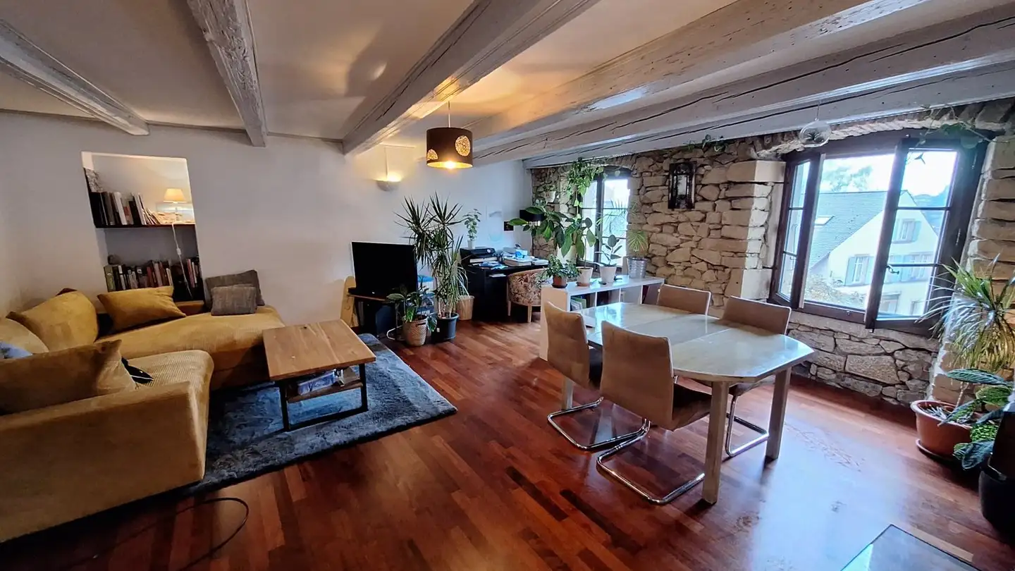 Apartment for rent - 2068 Hauterive NE