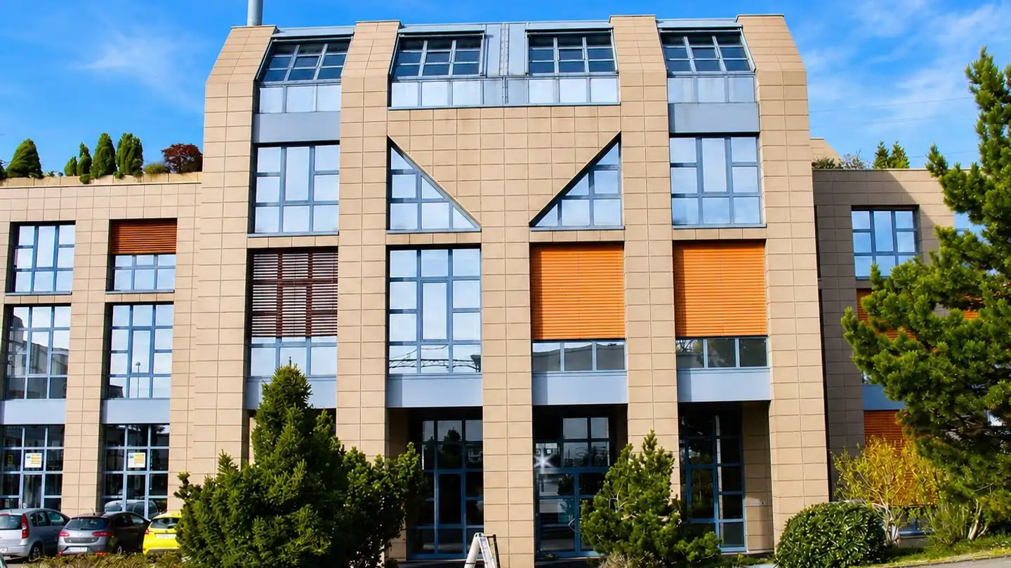 Medical practice for rent - Rugghölzli 2, 5453 Remetschwil