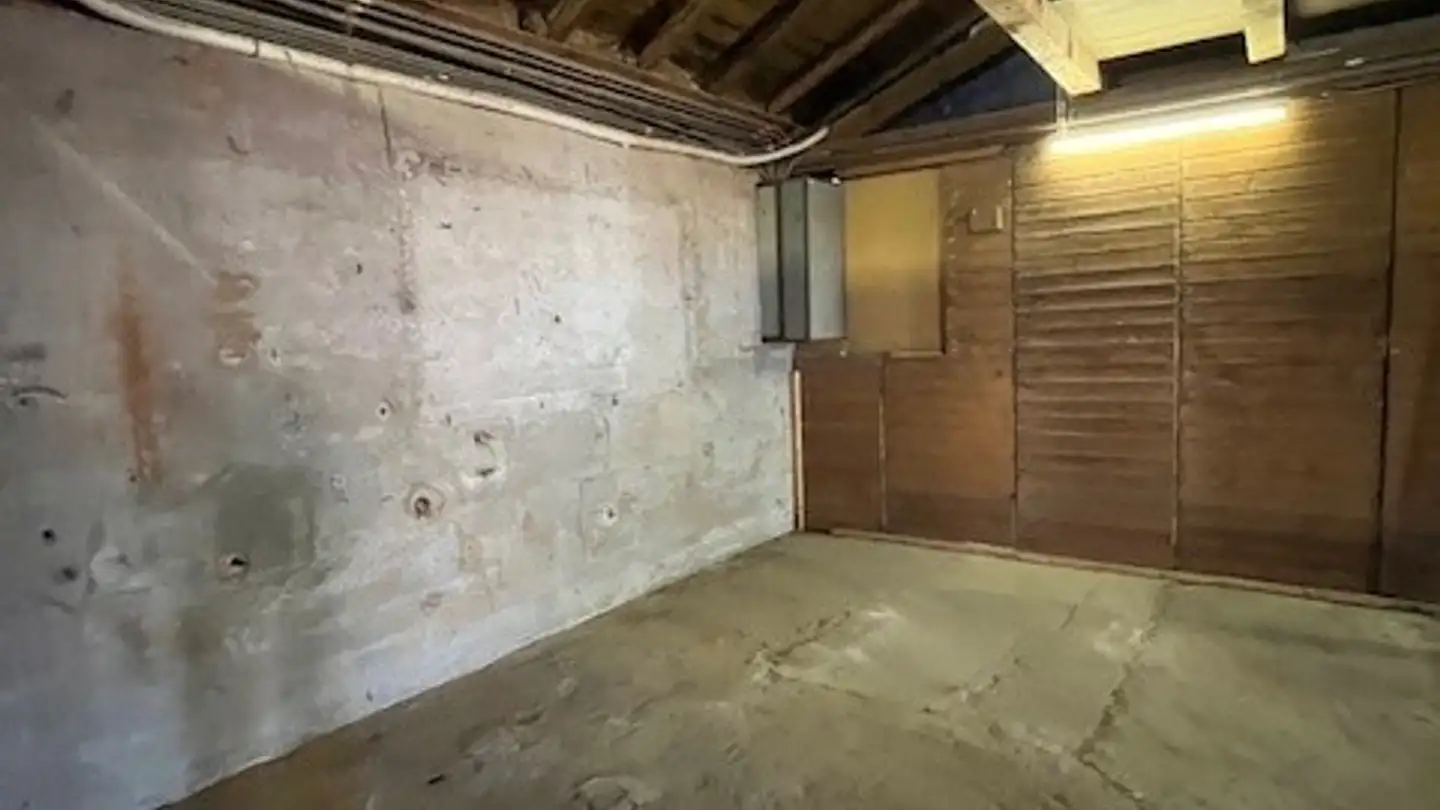 Spazio di archiviazione in affitto - Rue Des Roncoz, 1906 Charrat - Photo 2