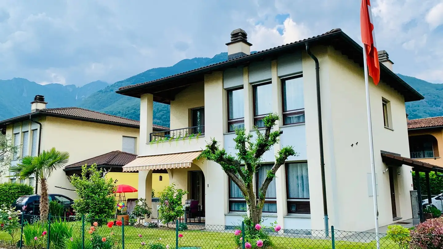 Single house for sale - Via Maestri Comacini 8, 6500 Bellinzona