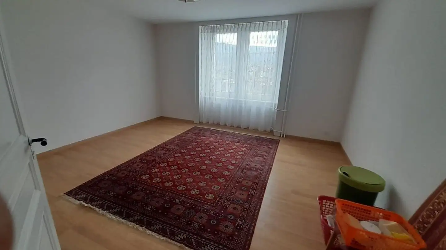 Wohnung mieten - Le Faubourg 12, 2056 Dombresson - Foto 3