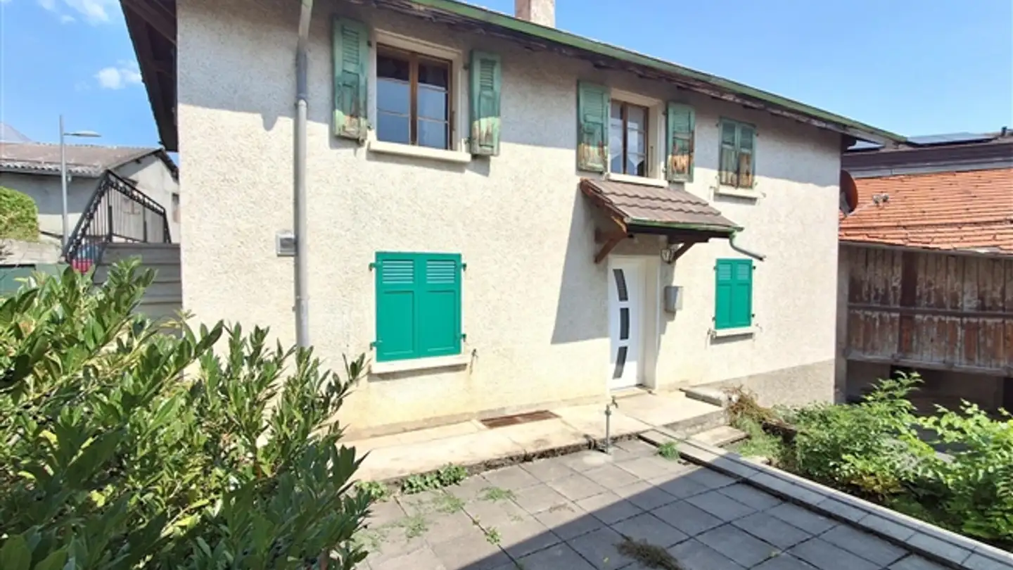 Single house for sale - 1976 Erde