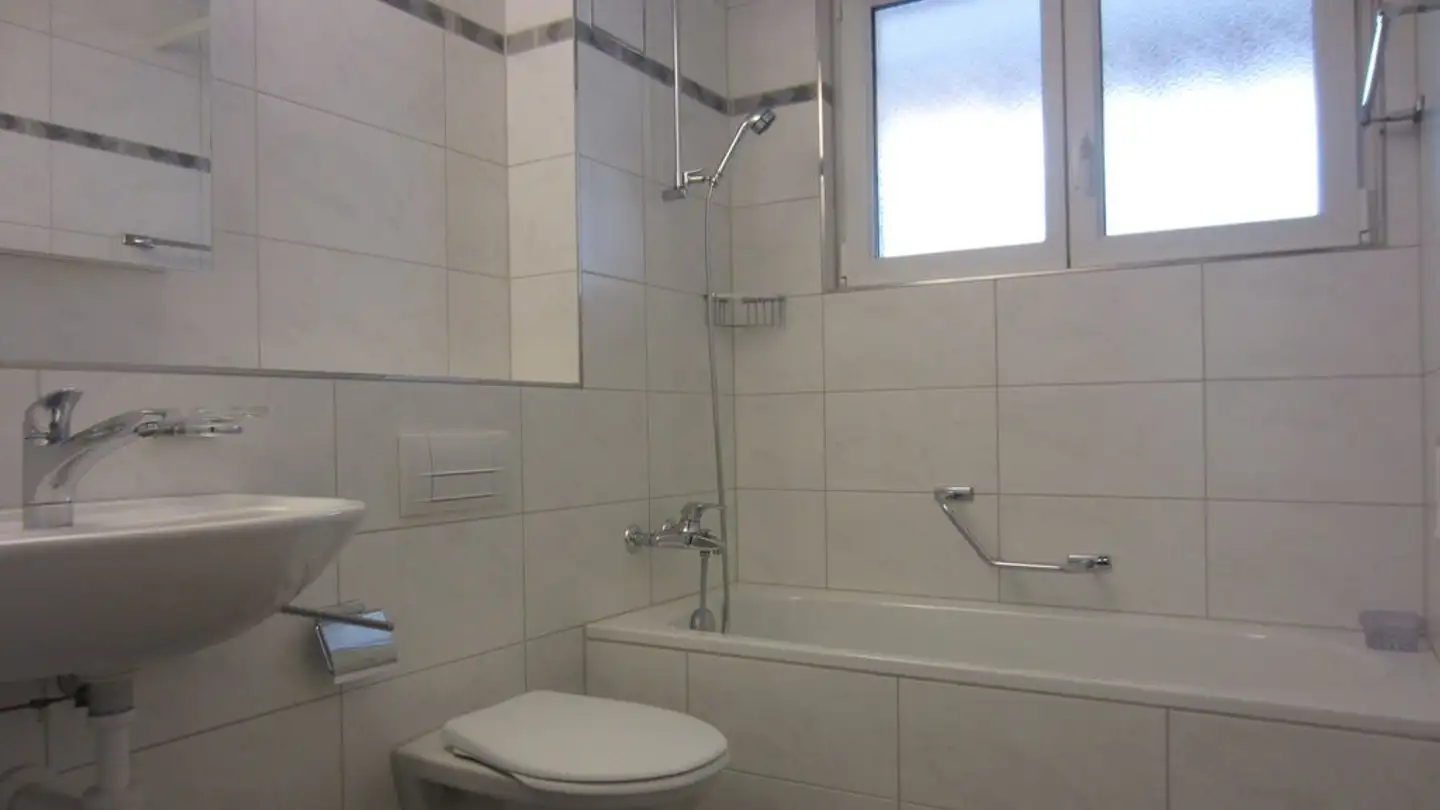 Wohnung mieten - Im Steinenmüller 5, 4142 Münchenstein - Foto 4