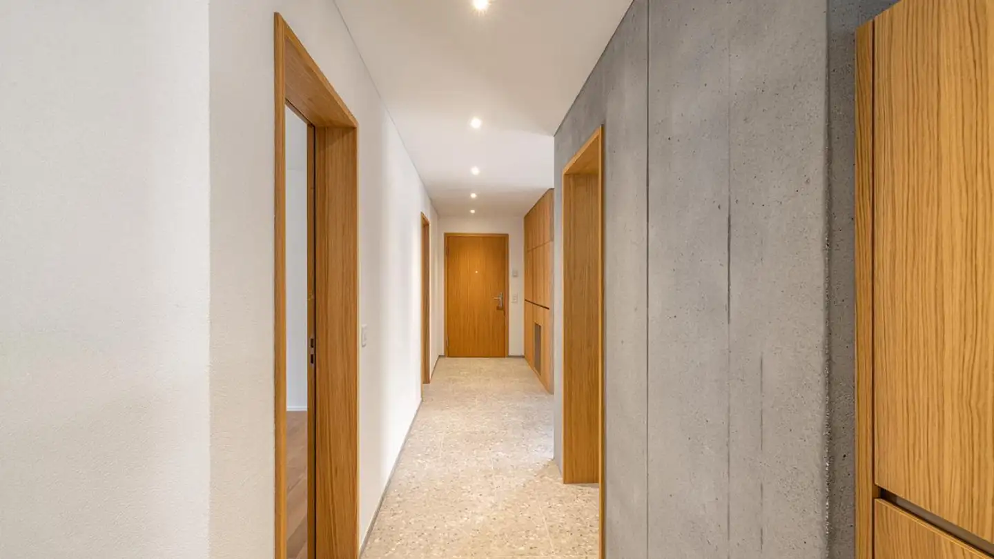 Apartment for rent - Cadonaustrasse, 7000 Chur - Photo 2