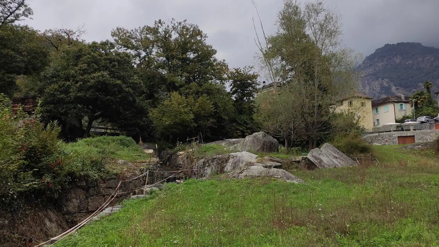 Constructible plot for sale - 6721 Ludiano