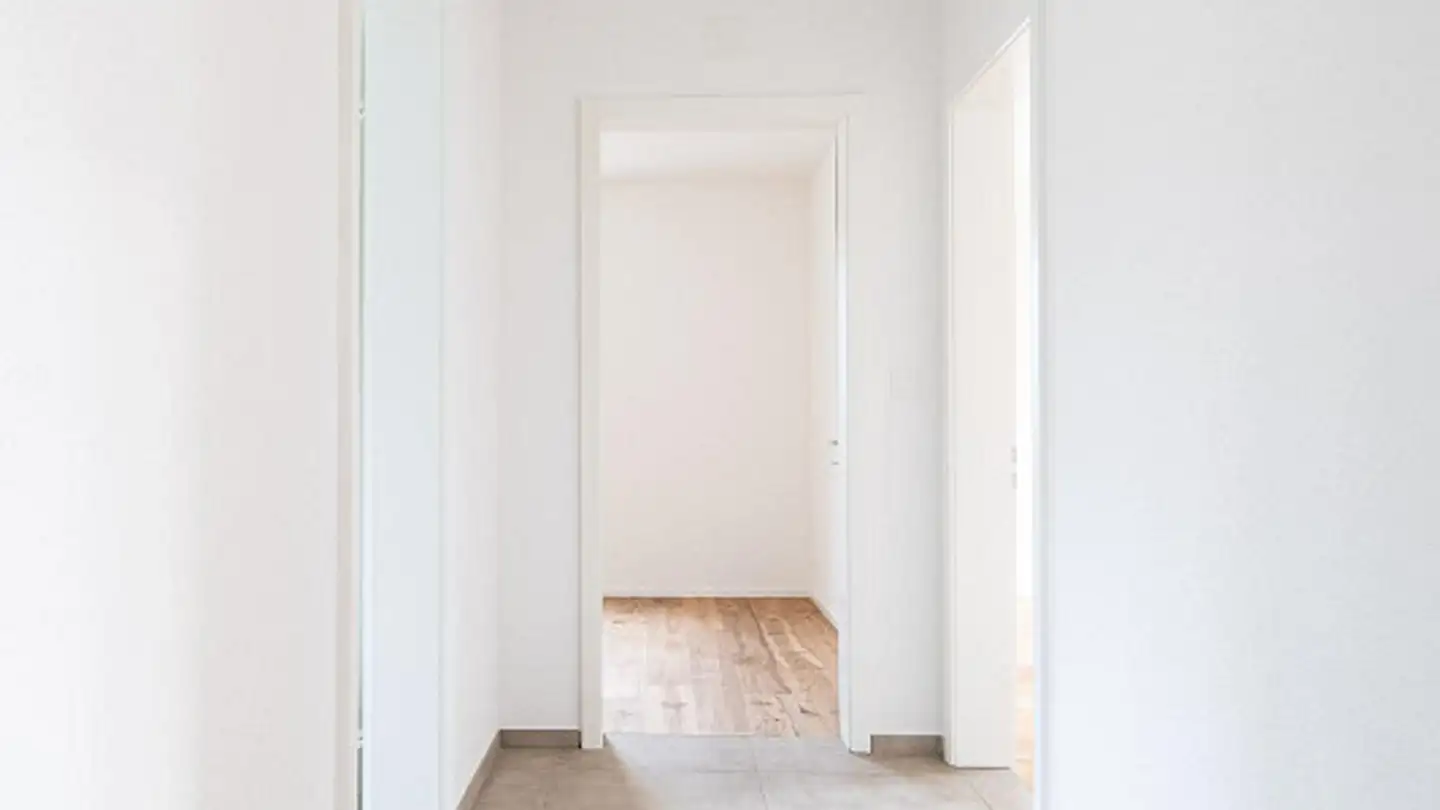 Appartement à louer - Schaffhauserstrasse 35, 8212 Neuhausen am Rheinfall - Photo 2