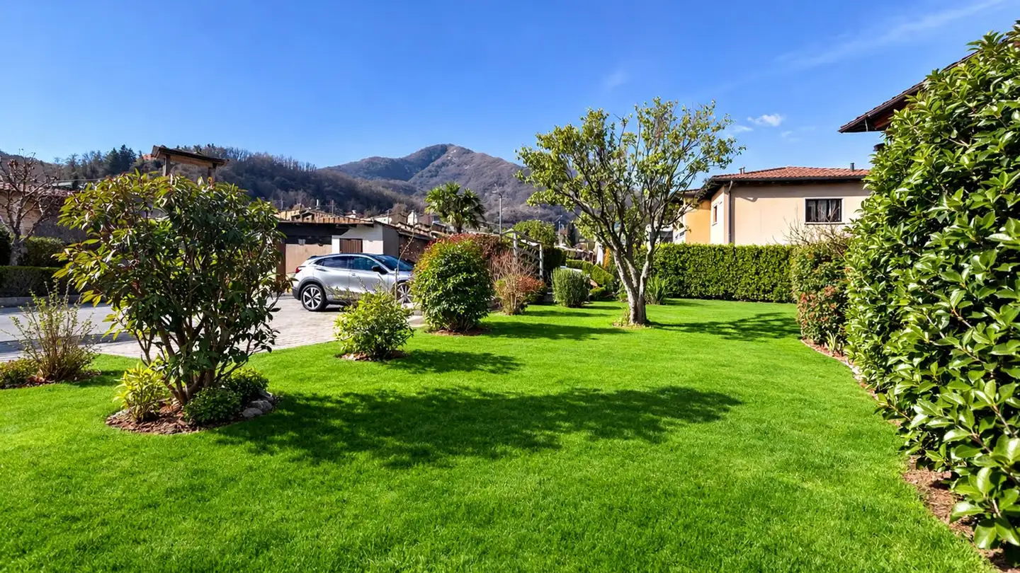 Doppelhaushälfte kaufen - Via Pisone, 6616 Losone