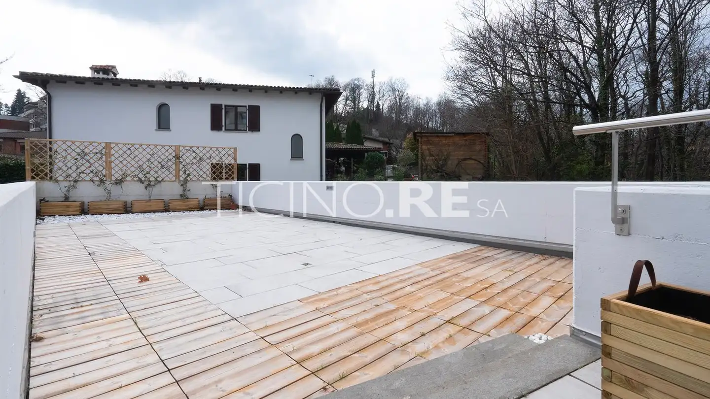 Appartement en terrasse à vendre - Via Crevuglio 32b, 6932 Breganzona