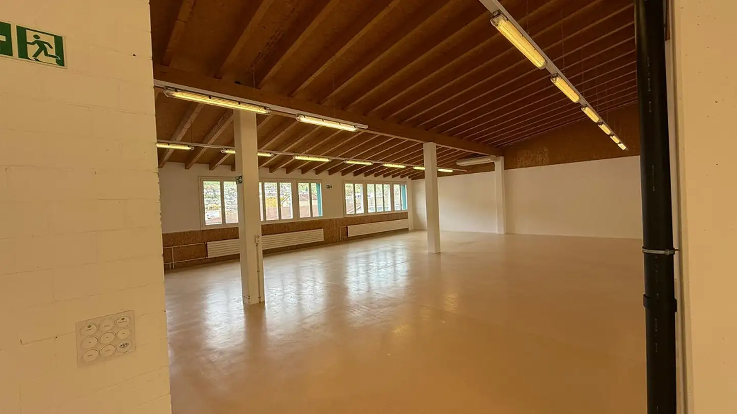 Commerciale in affitto - Aamättli 4, 6374 Buochs - Photo 4