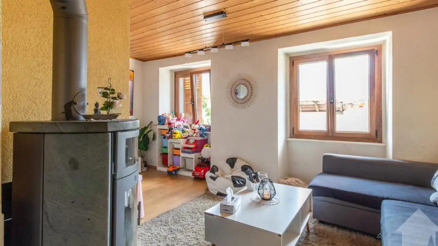 Single house for sale - 1975 St-Séverin - Photo 2