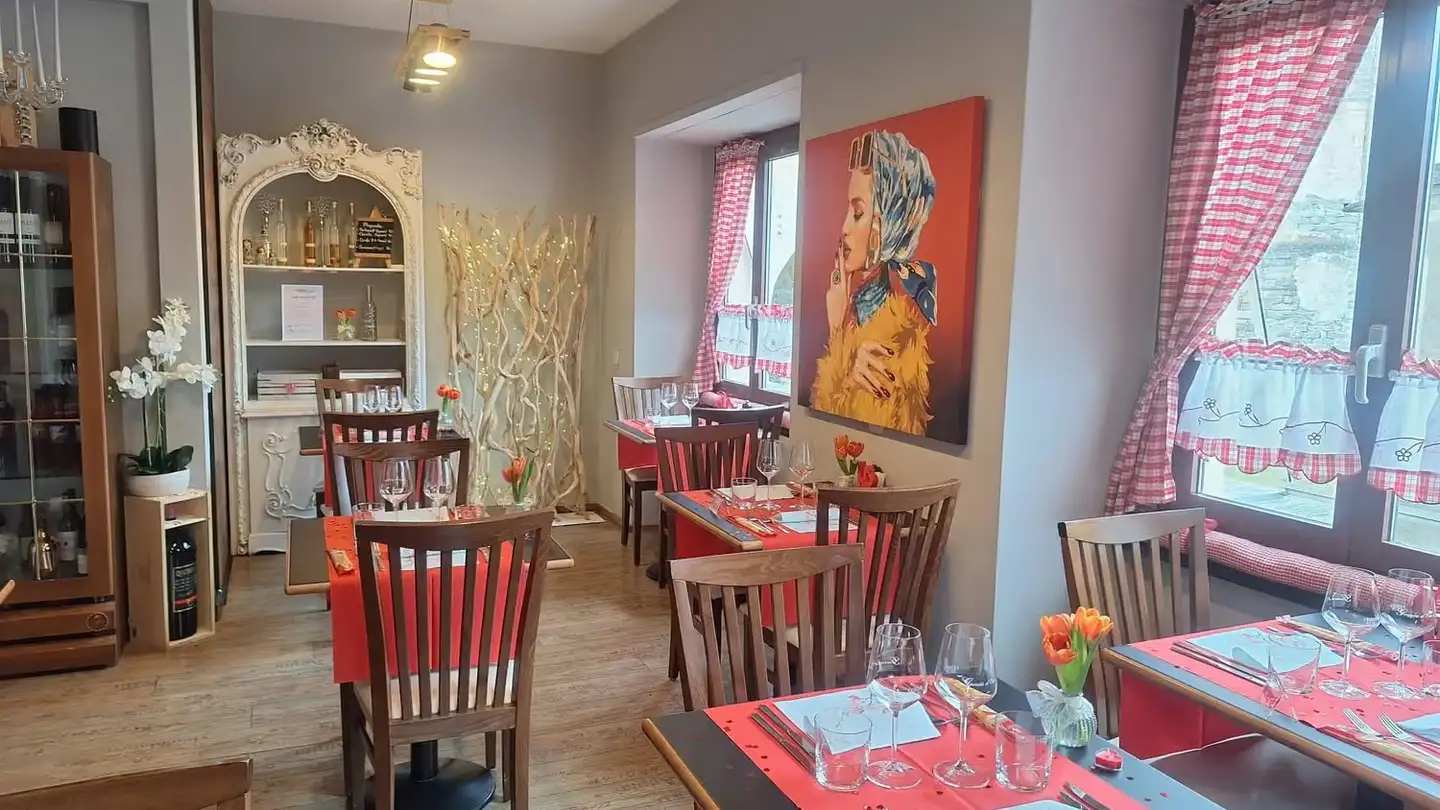 Restaurant for rent - Via Dragone 47, 6713 Malvaglia