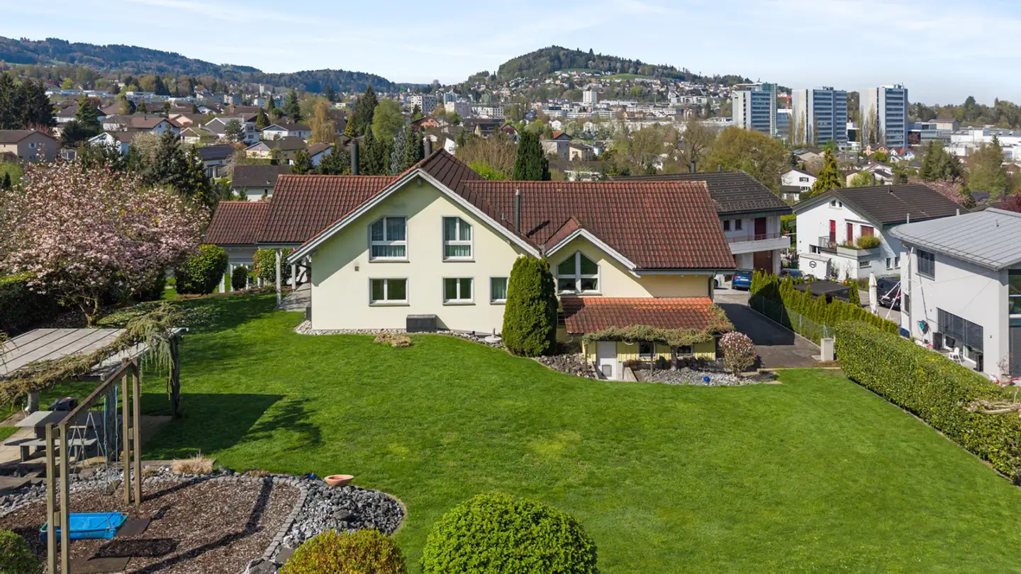 Casa grotta in vendita - 9244 Niederuzwil