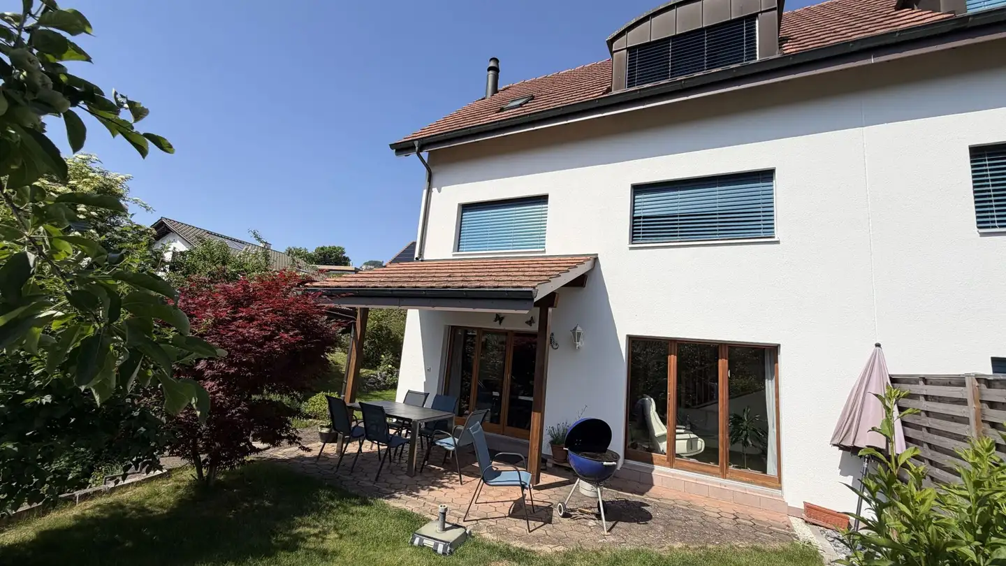 Semi-detached house for sale - Bergweg 50a, 4450 Sissach