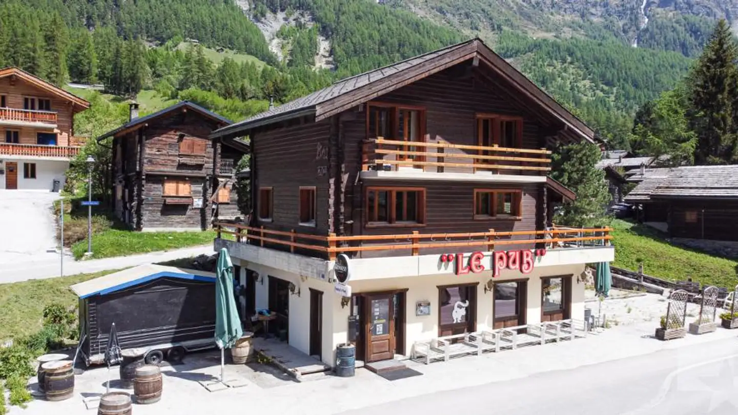 Bar for sale - Rue Des Cinq 4000 31, 3961 Zinal