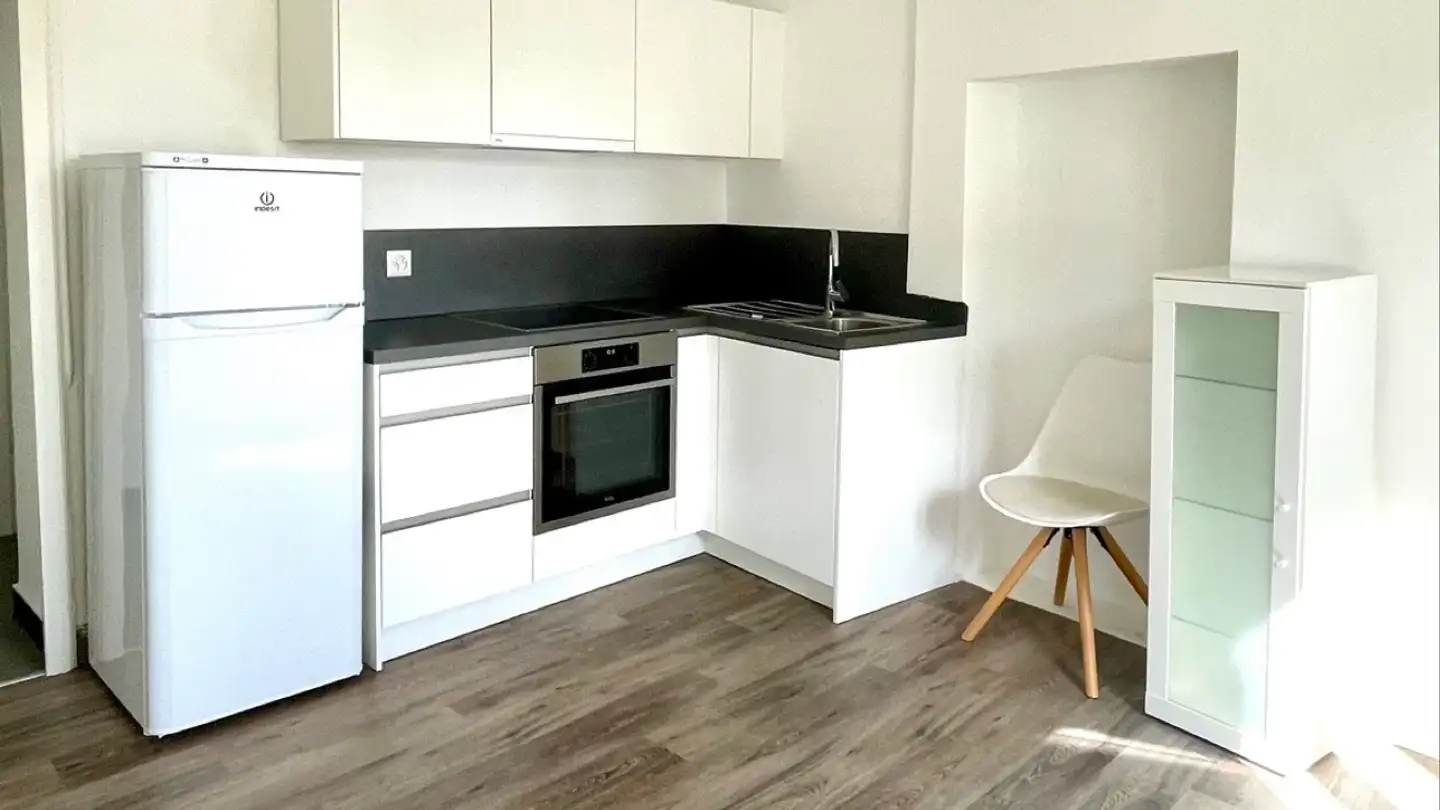 Apartment for rent - 6600 Muralto