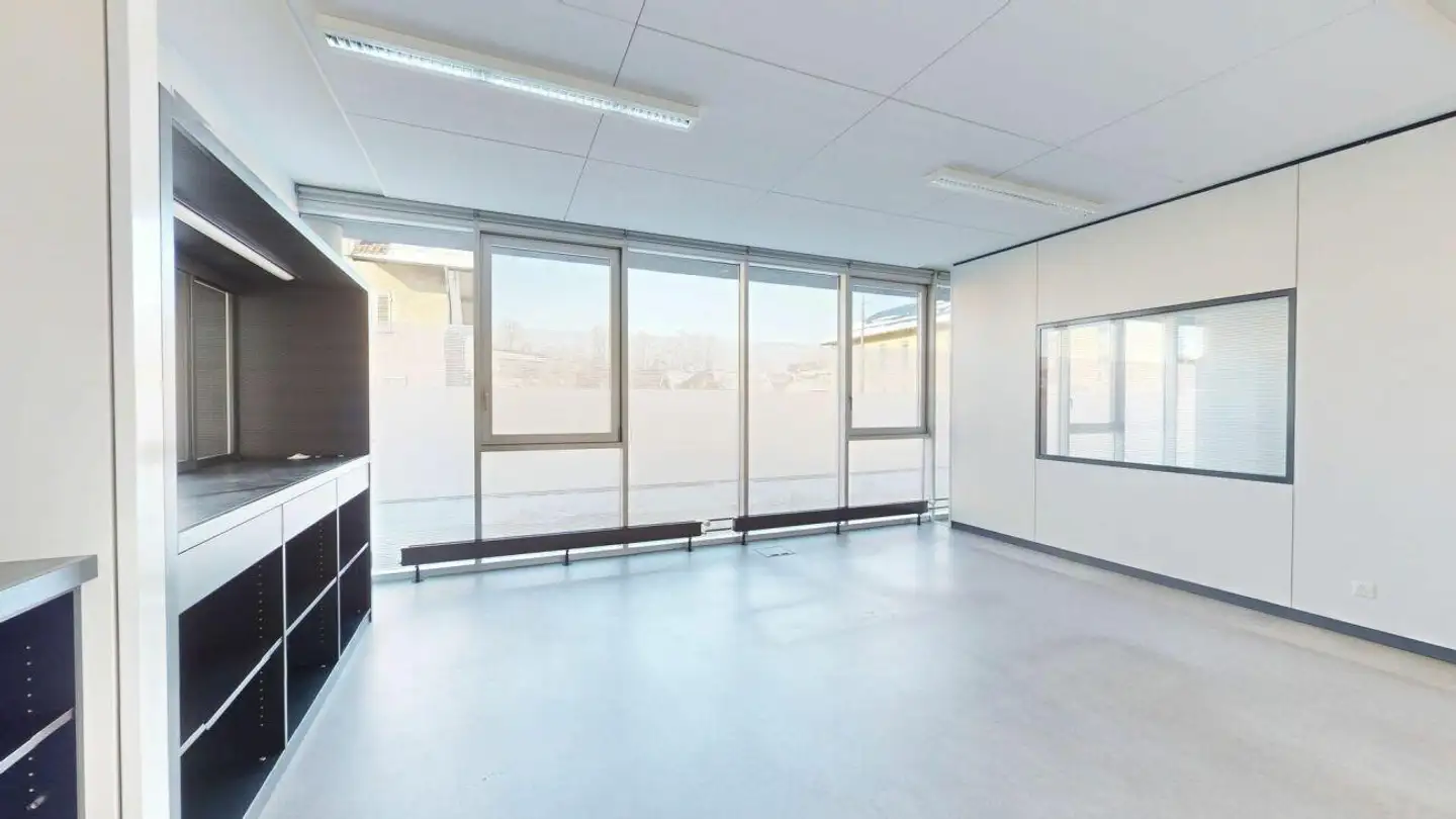 Gewerbe kaufen - Luzernerstrasse 23, 6037 Root - Foto 2