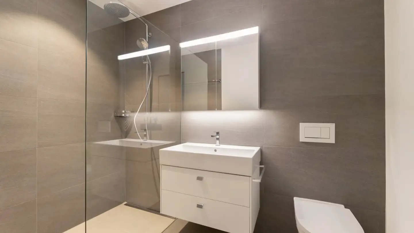 Attic flat for rent - Sonnenbühlstrasse 2, 8181 Höri - Photo 4