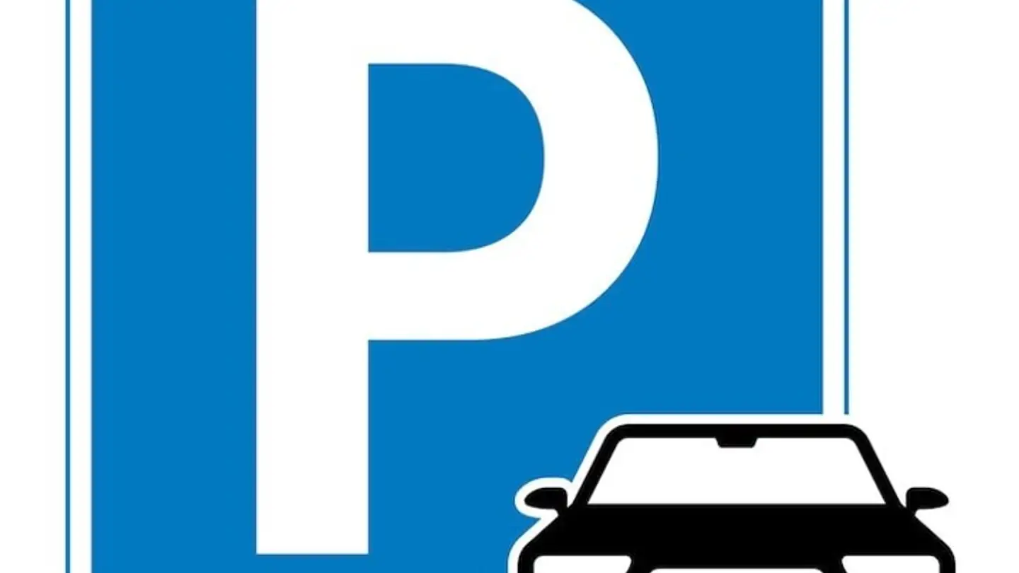 Place de parking souterraine à louer - Feldstrasse 1, 8953 Dietikon