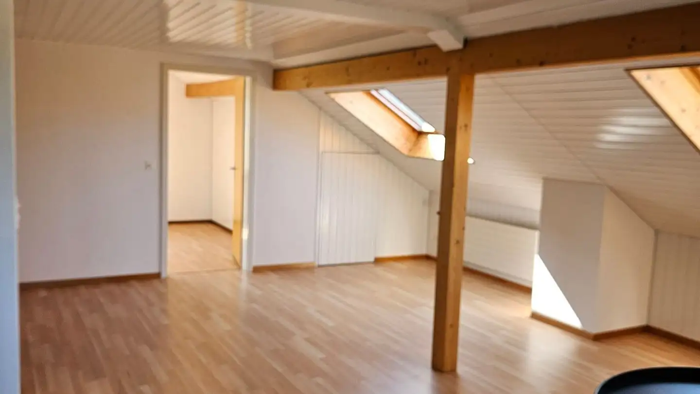 Attic flat for rent - Ammengasse 14, 3283 Kallnach - Photo 2