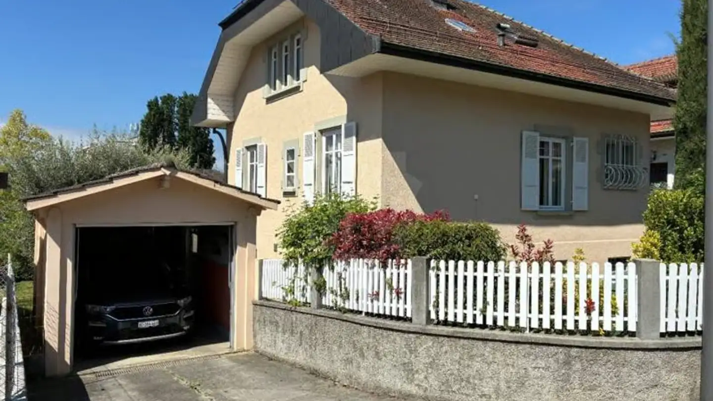 Single house for rent - Chemin De Borjod 14, 1020 Renens VD