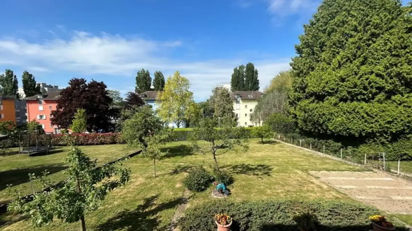 Single house for rent - Chemin De Borjod 14, 1020 Renens VD - Photo 2