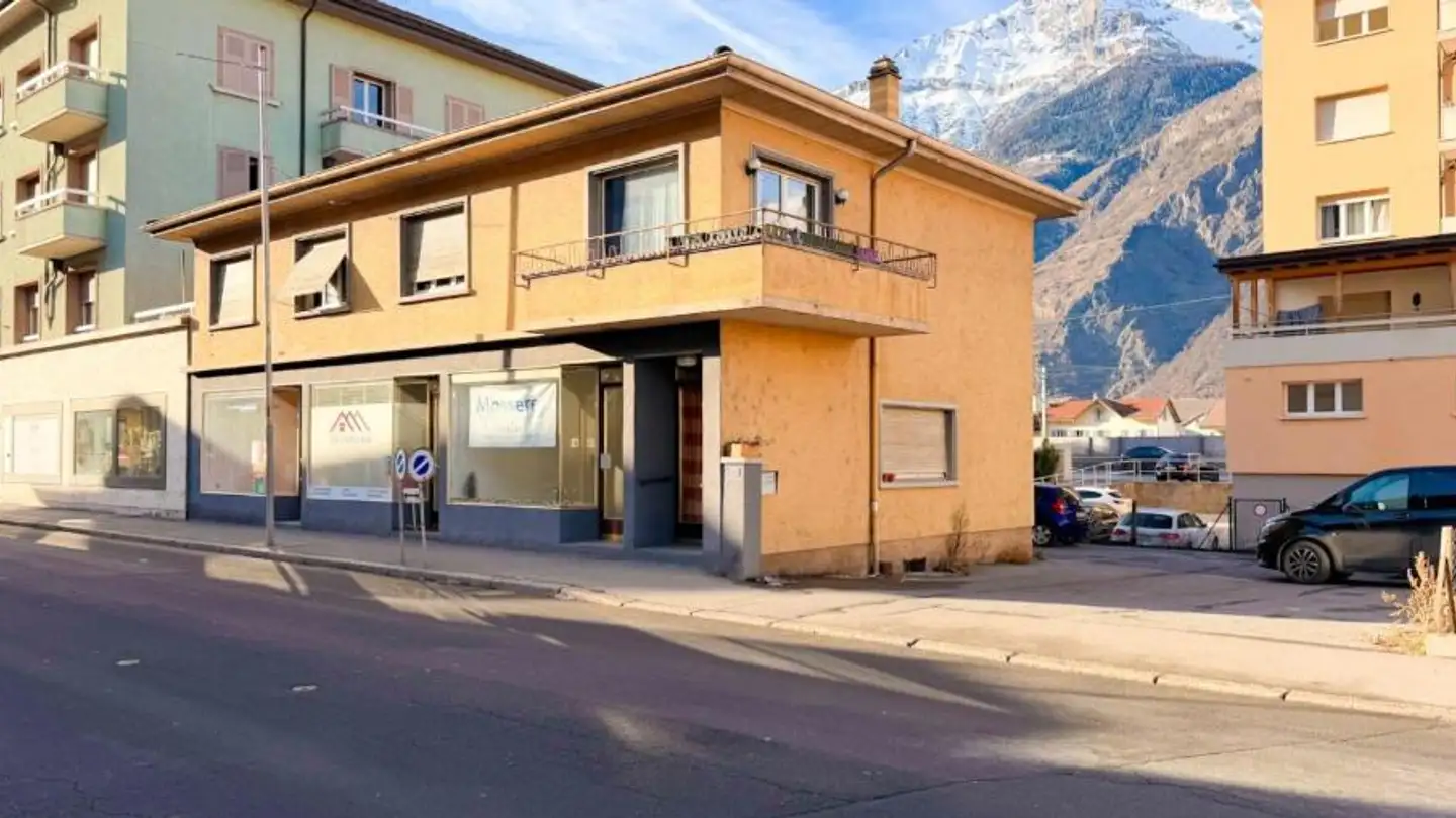 Casa singola in vendita - 1907 Saxon