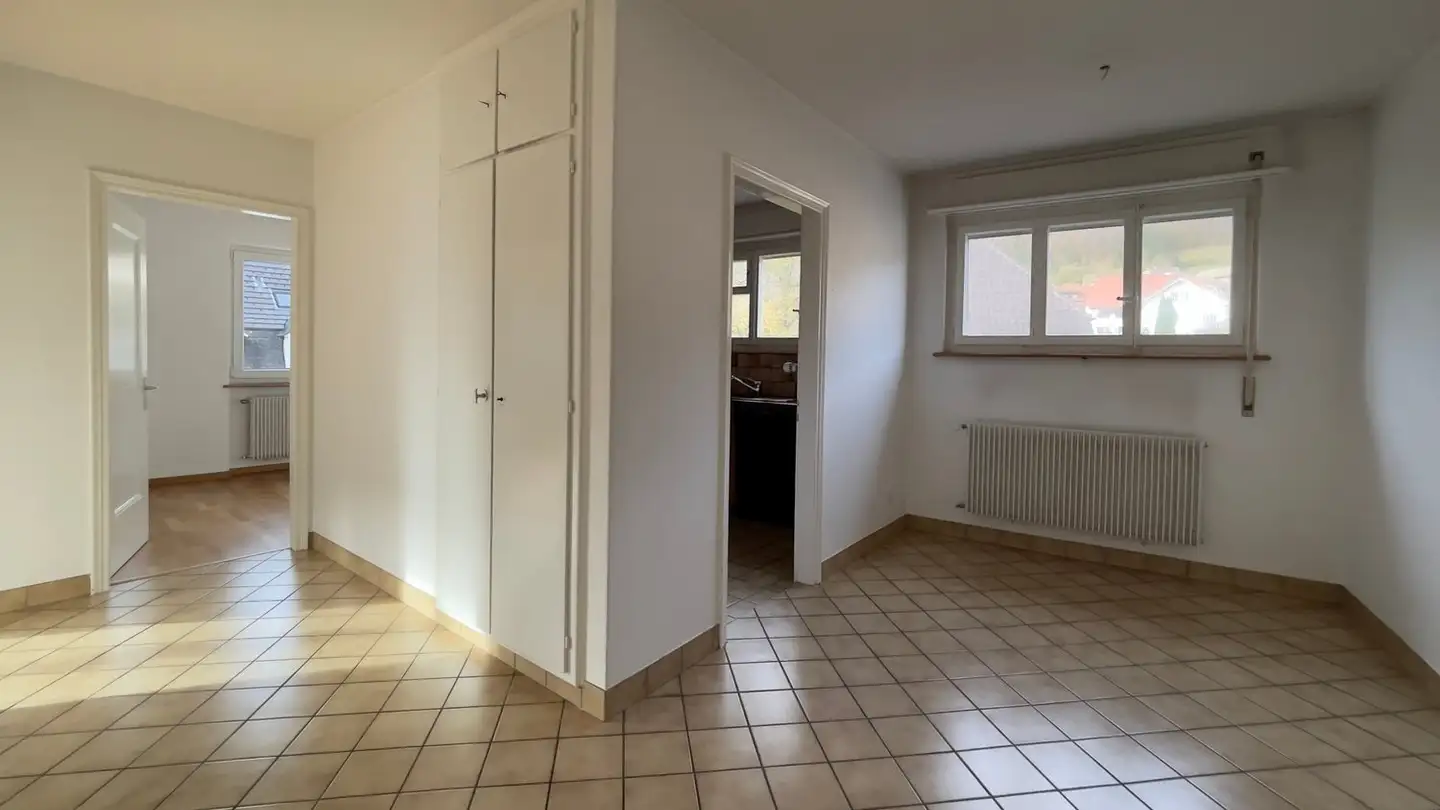 Appartement à louer - Rue du Temple 2, 2738 Court