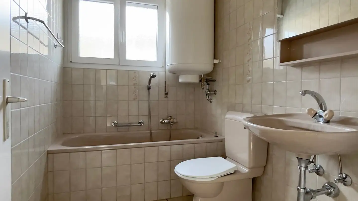 Apartment for rent - Rue du Temple 2, 2738 Court - Photo 4