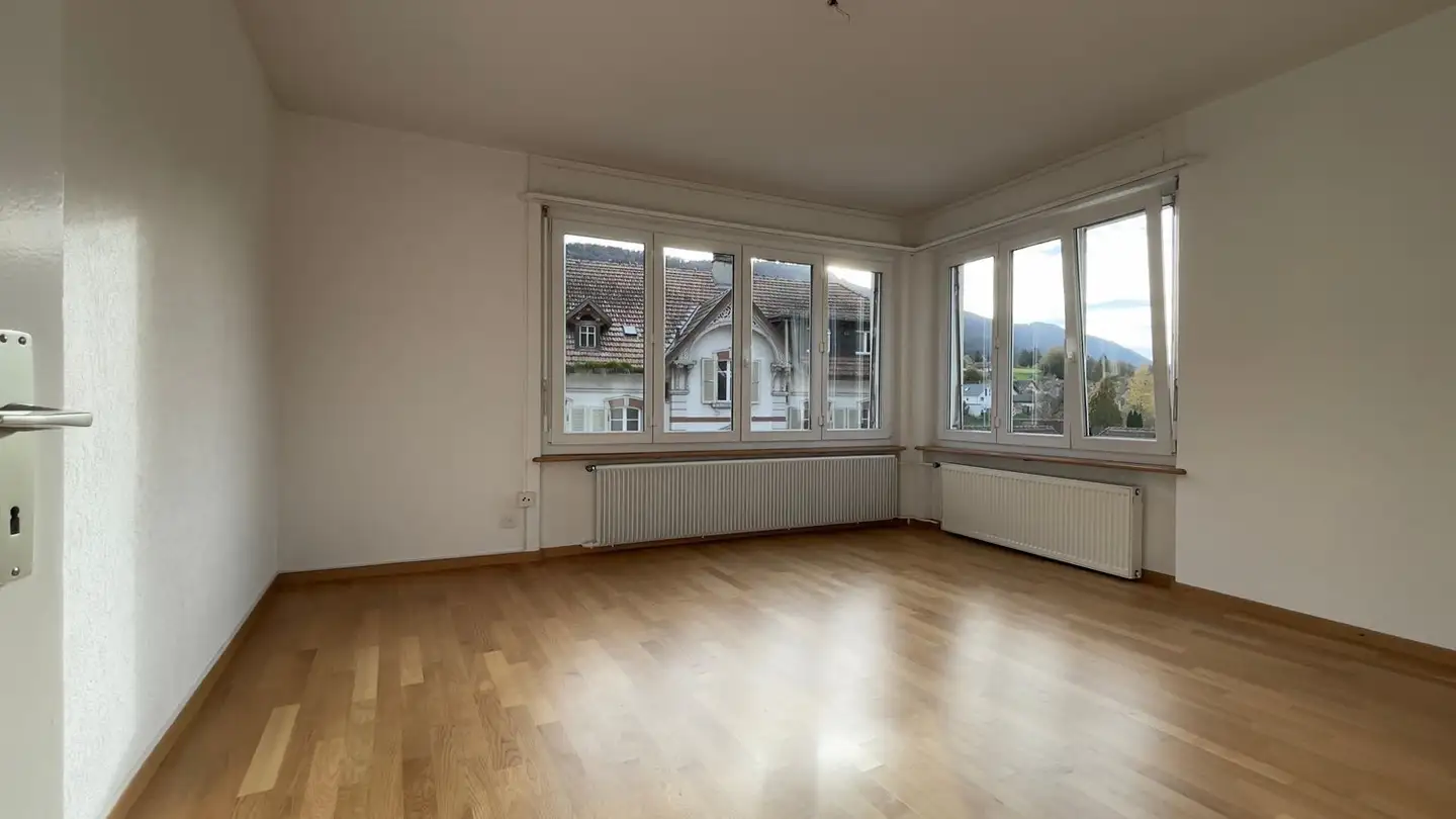 Apartment for rent - Rue du Temple 2, 2738 Court