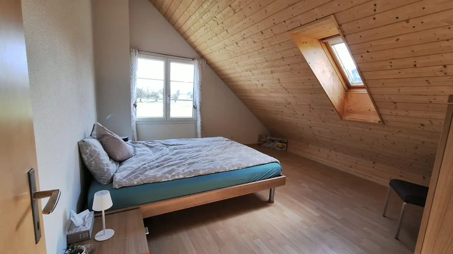 Chambre à louer - 8617 Mönchaltorf