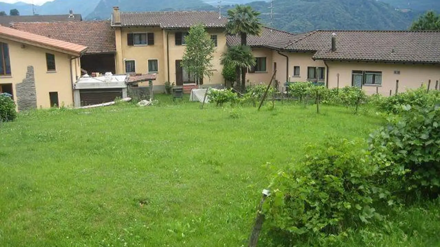 Terreno edificabile in vendita - 6984 Pura