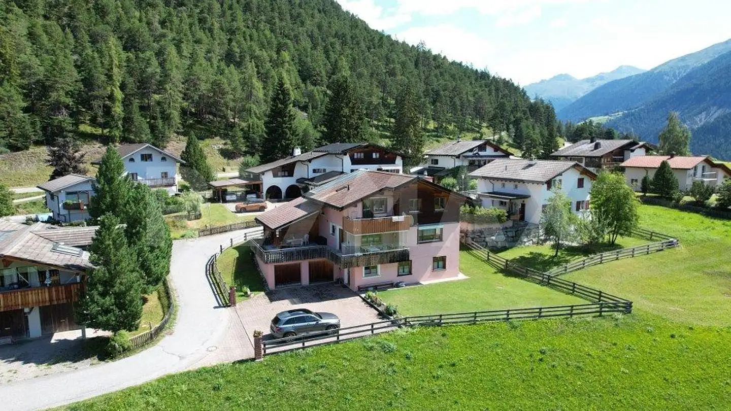 Casa singola in vendita - Fop 6, 7493 Schmitten (Albula)