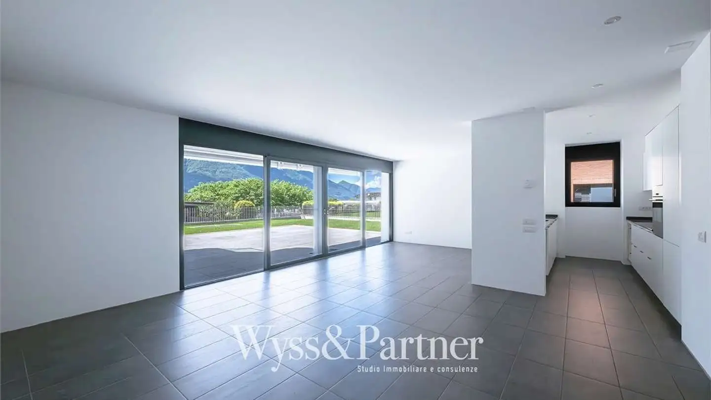 Appartement à louer - 6598 Tenero - Photo 2