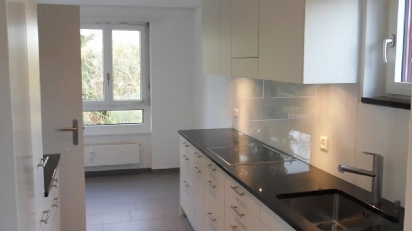 Appartement à louer - General Guisan-Strasse 29, 4144 Arlesheim - Photo 2