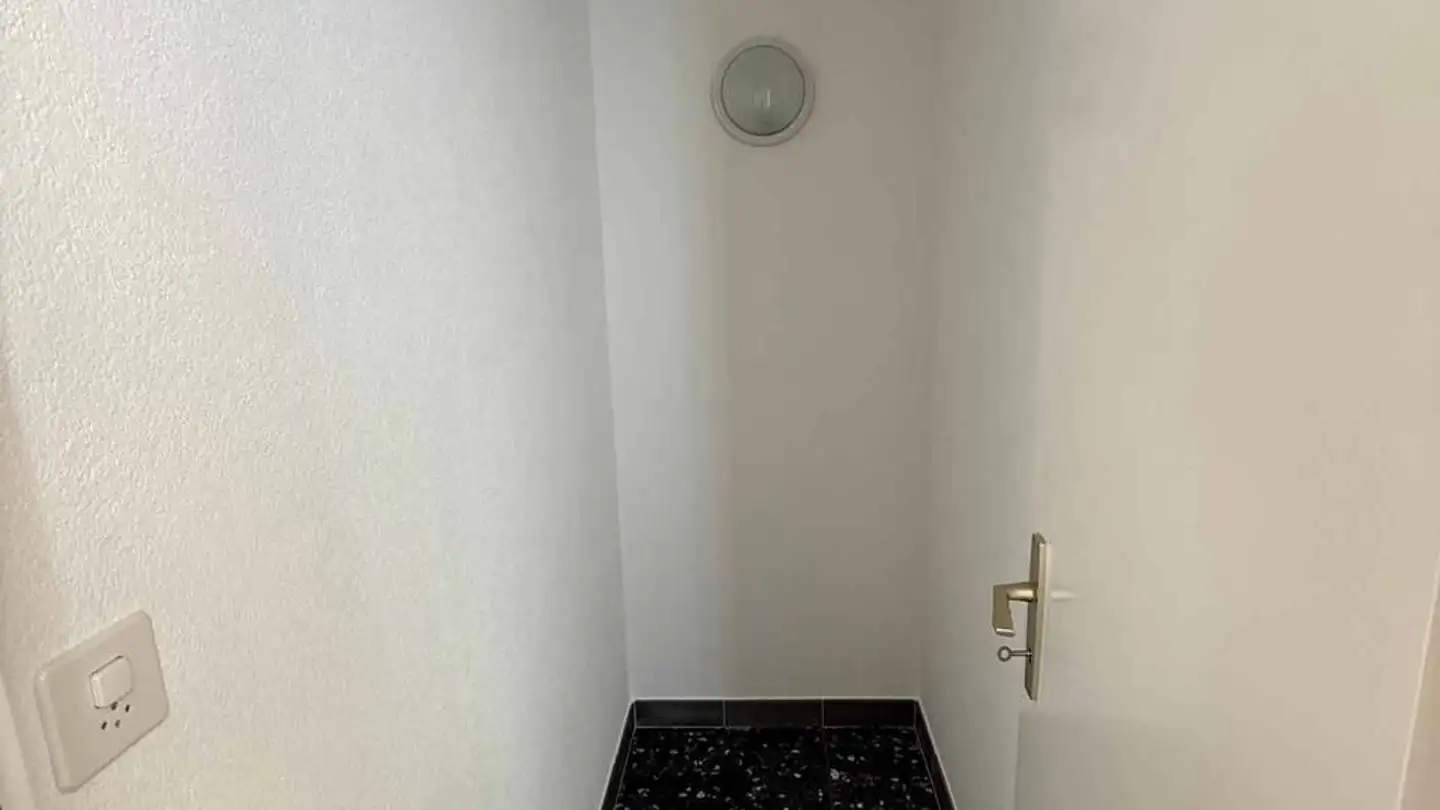 Office space for rent - 1422 Grandson - Photo 4