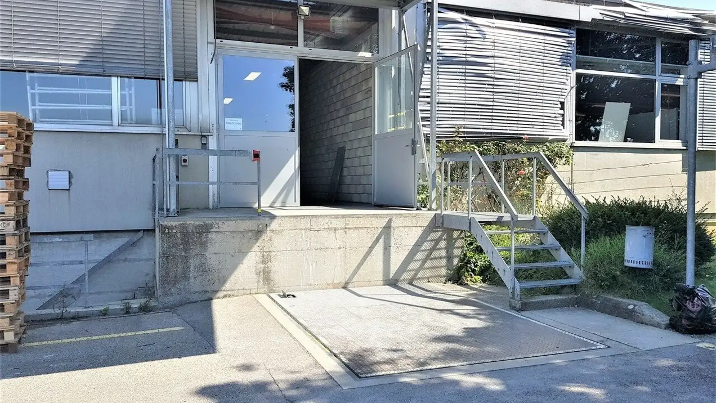 Gewerbe mieten - Chemin De Verney 2, 1024 Ecublens VD - Foto 3